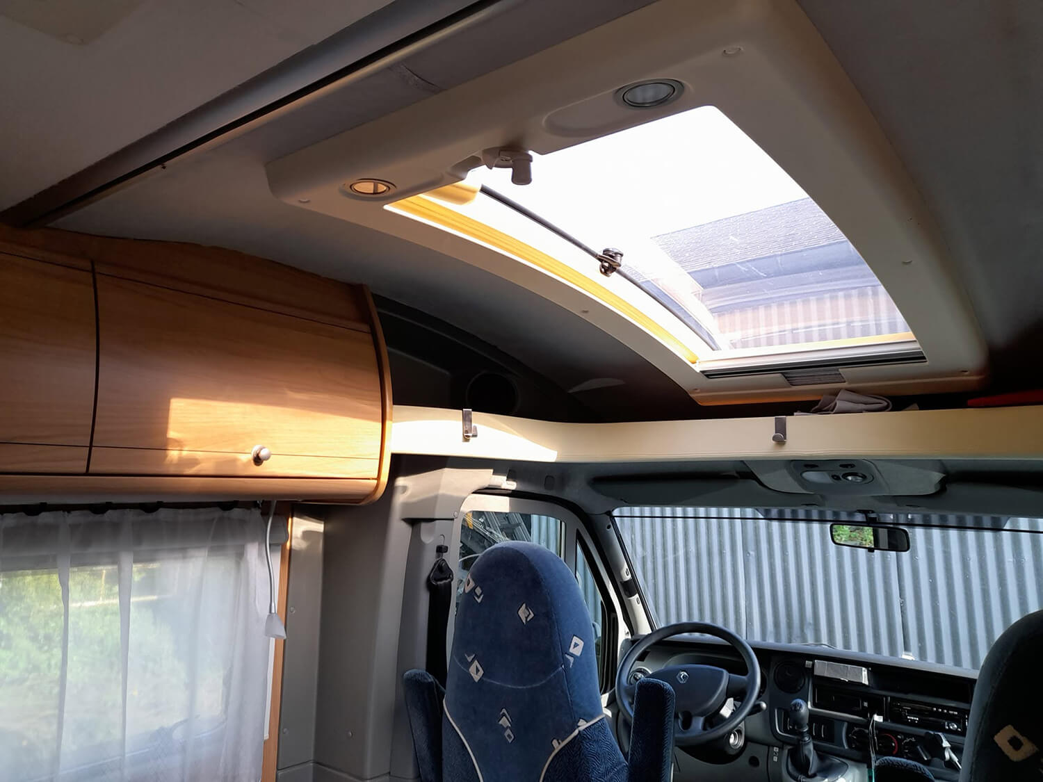 ciel de toit camping car